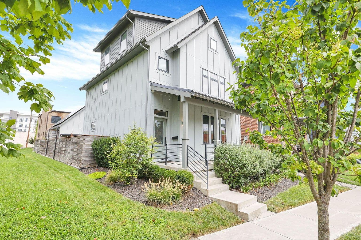 248 E 4th Ave