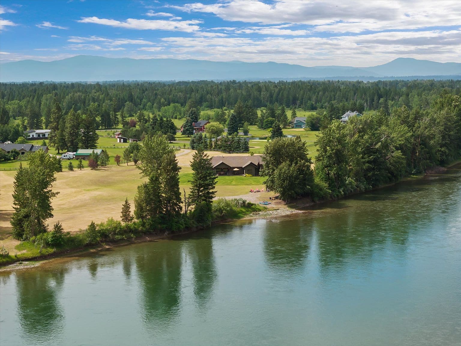 1398 Waters Edge Way - Image 2