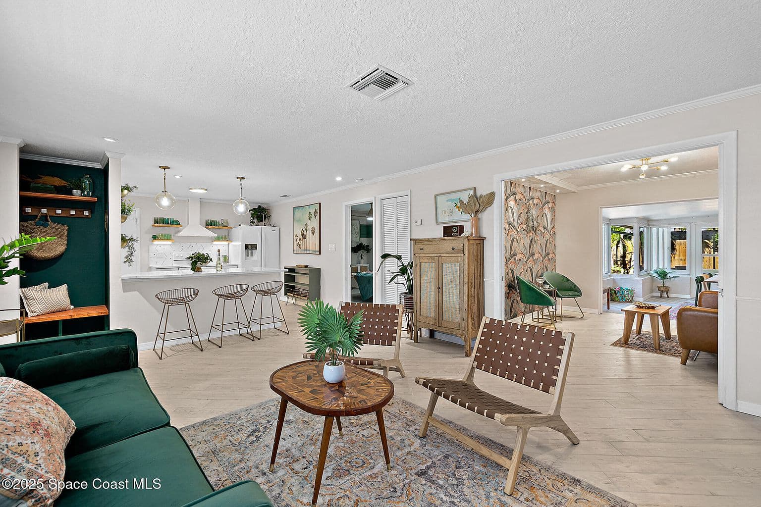 305 Wimico Dr — photo 4