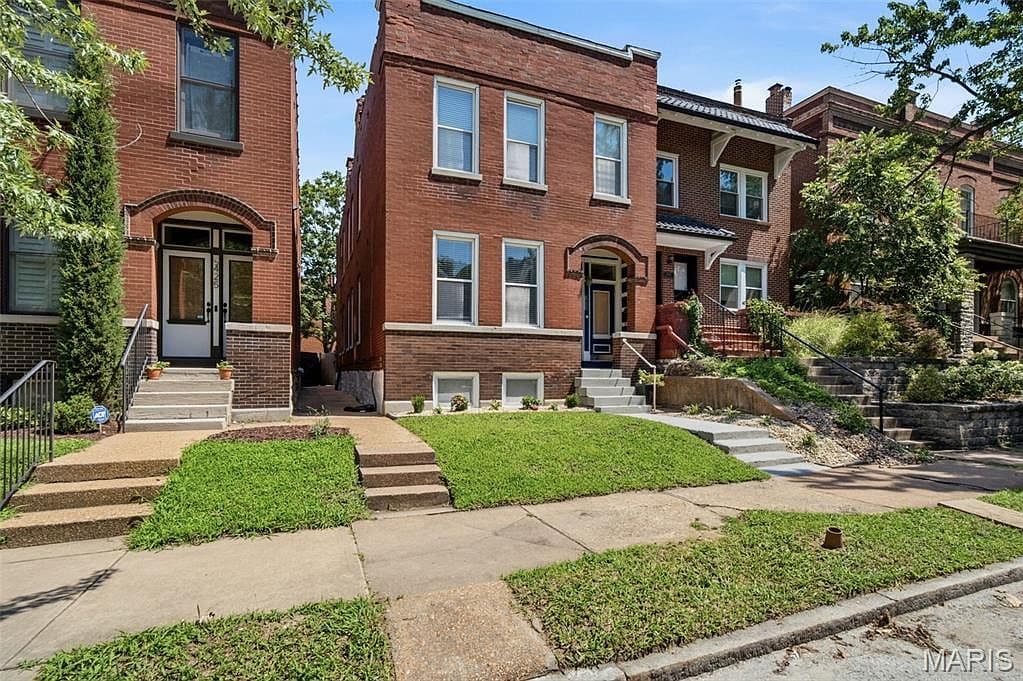 3423 Magnolia Ave - Image 2