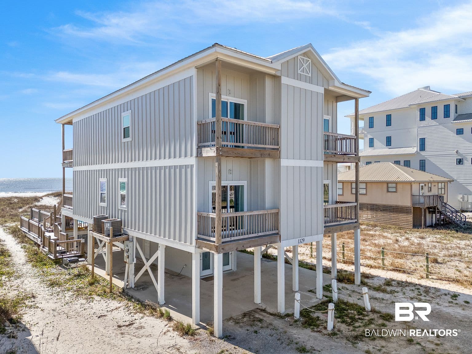 1329 W Beach Blvd #E & W - Image 2