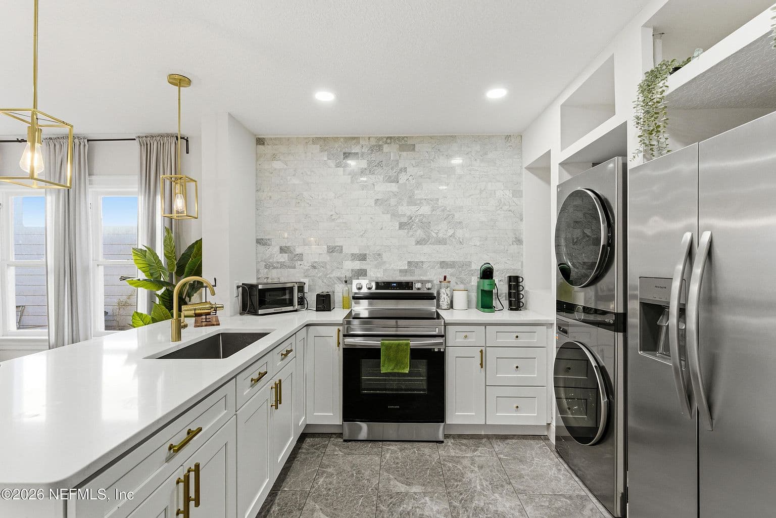 1531 Naldo Avenue - Image 2