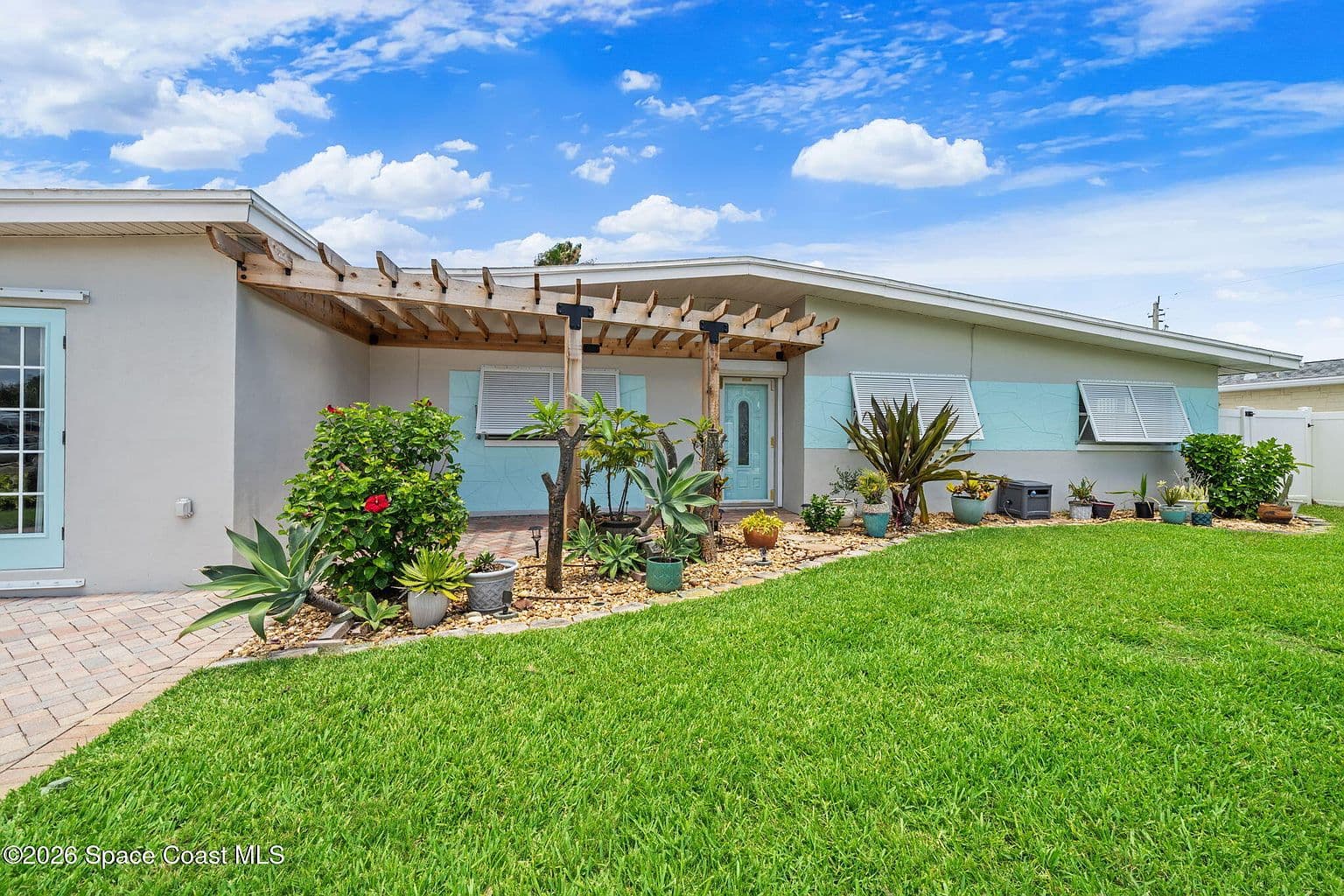 204 Martin St - Image 3