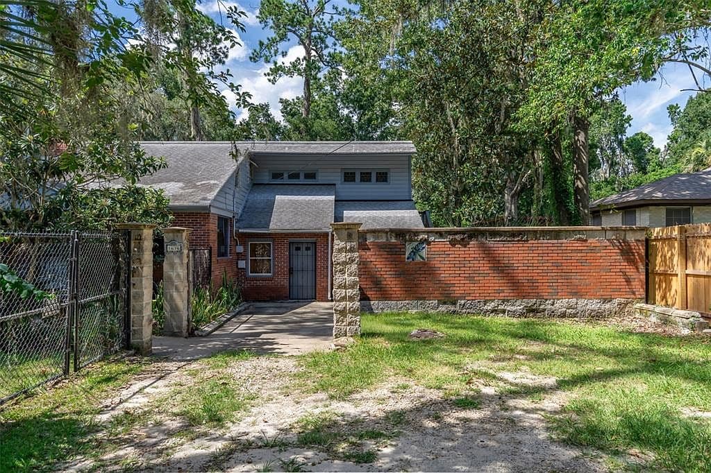 1636 Nw 8th Ave - Image 2