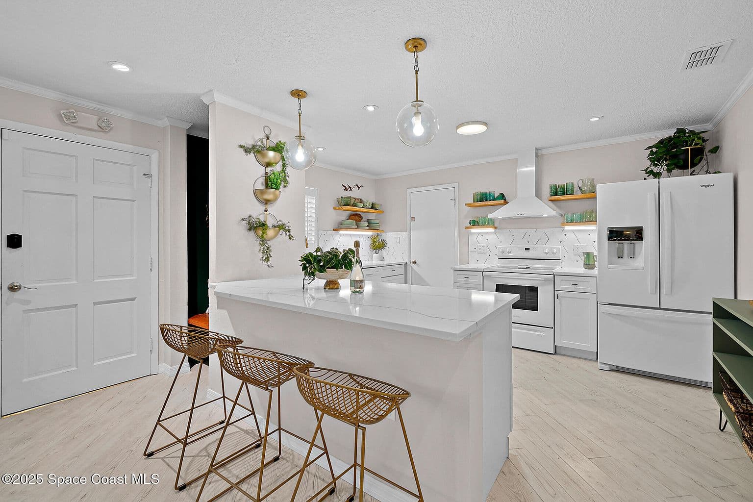 305 Wimico Dr — photo 6