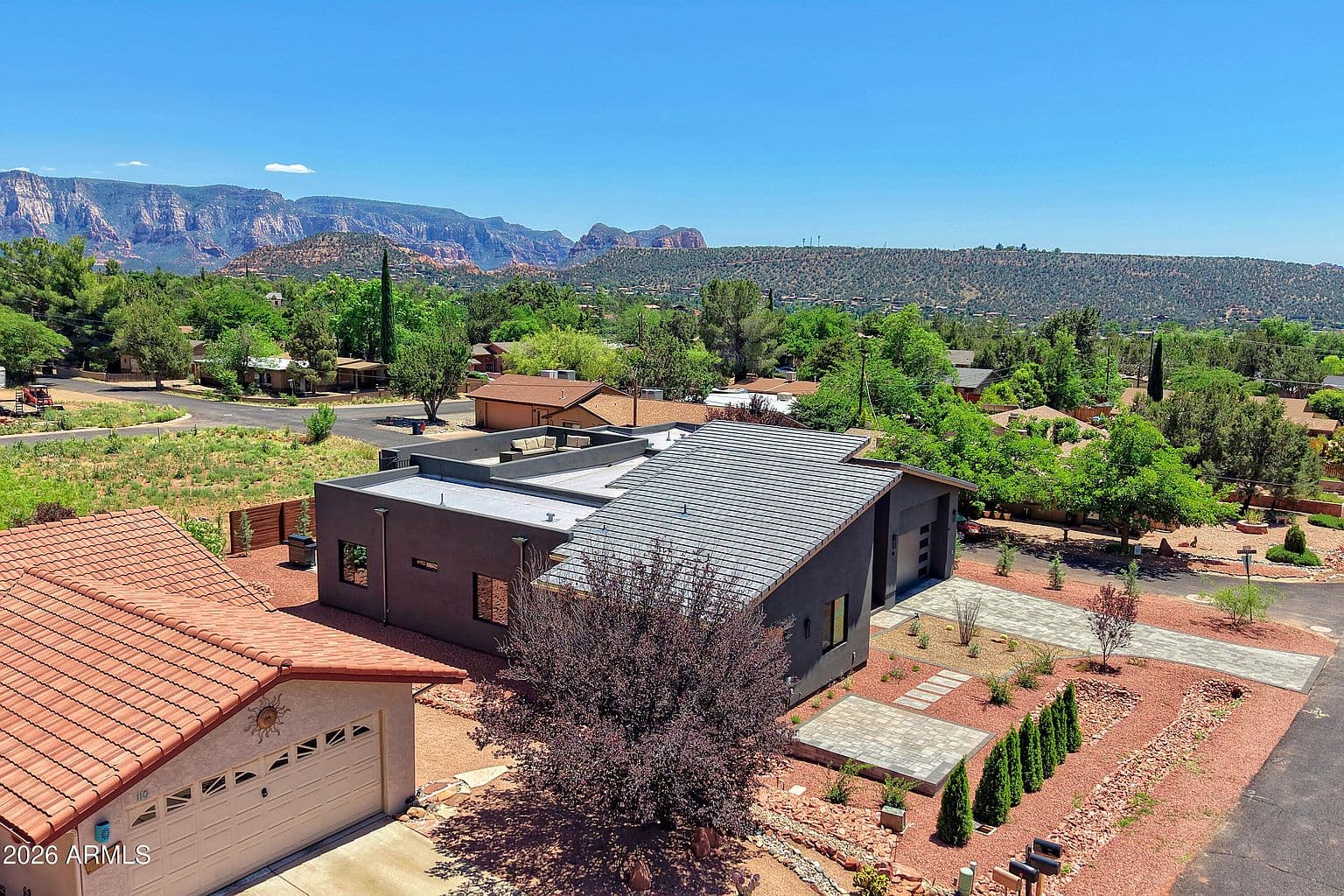 90 Yucca Drive — photo 6