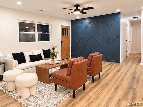403 Prince Charles Dr - Image 2