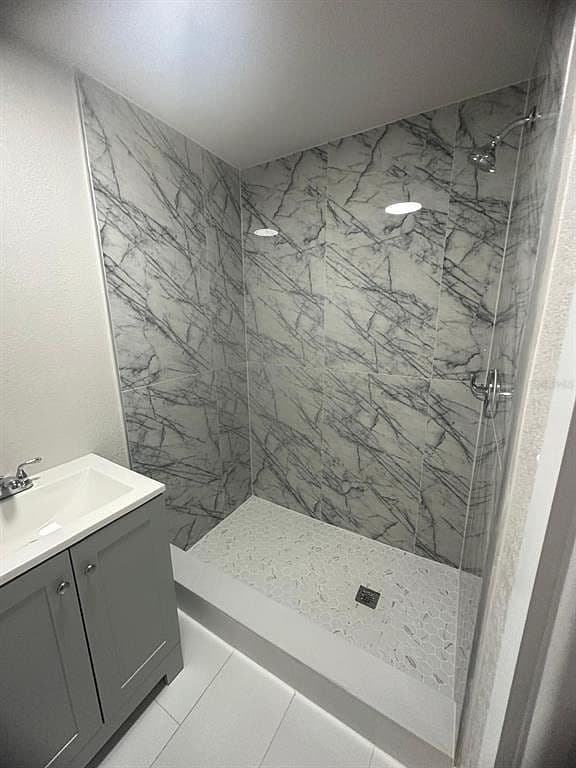 1150 Pippin St - Image 2