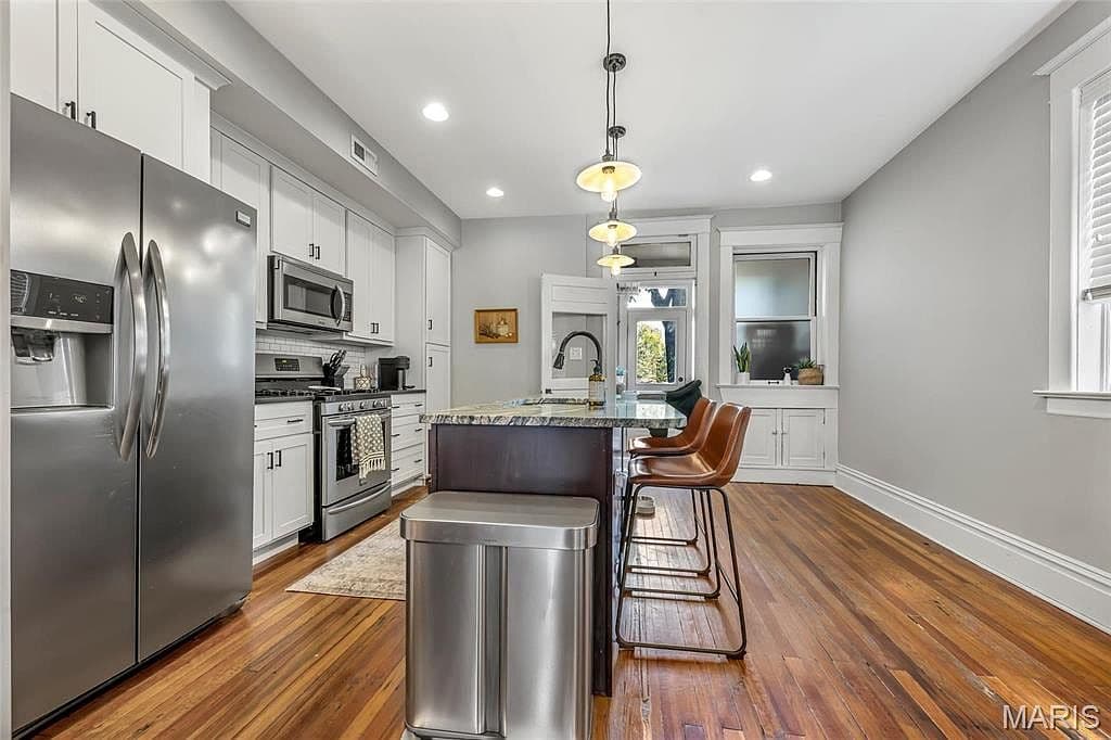 2318 Louisiana Ave - Image 2