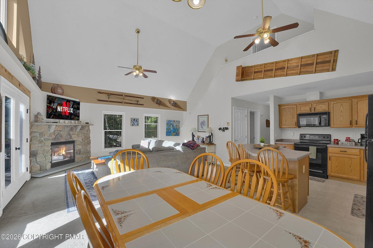 28 Pope Ln - Image 3