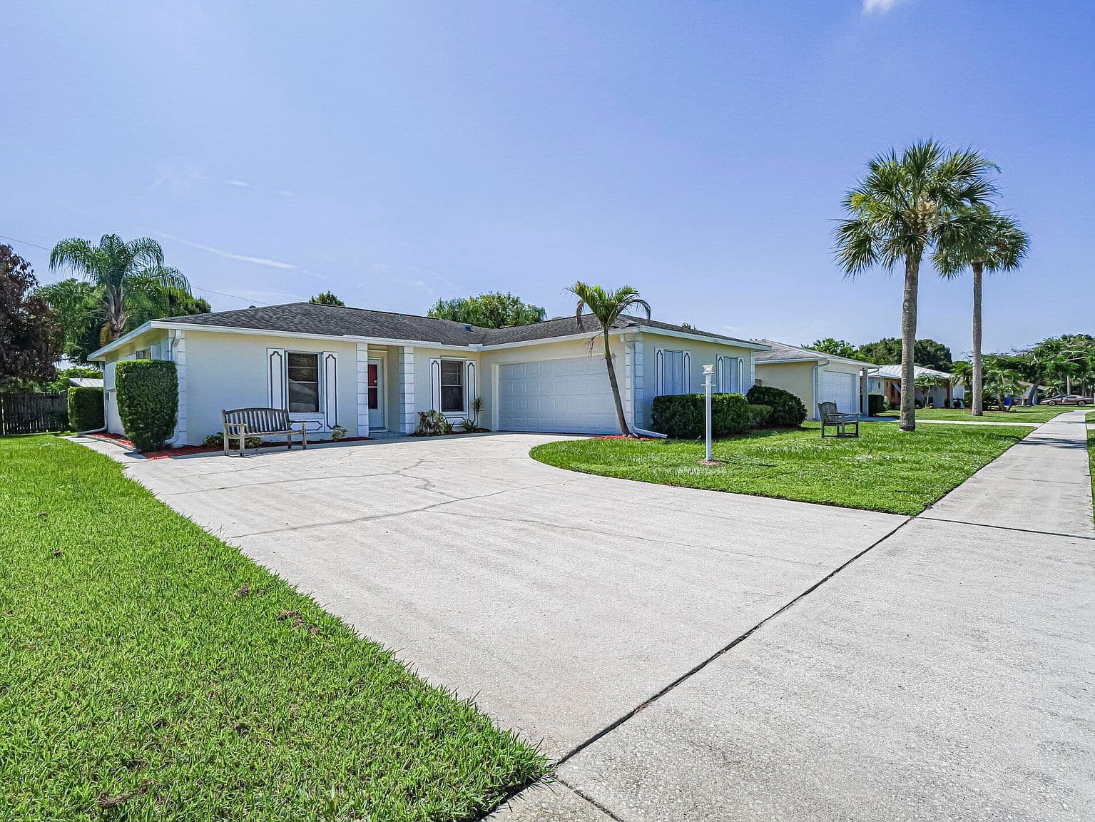 660 26th Court
