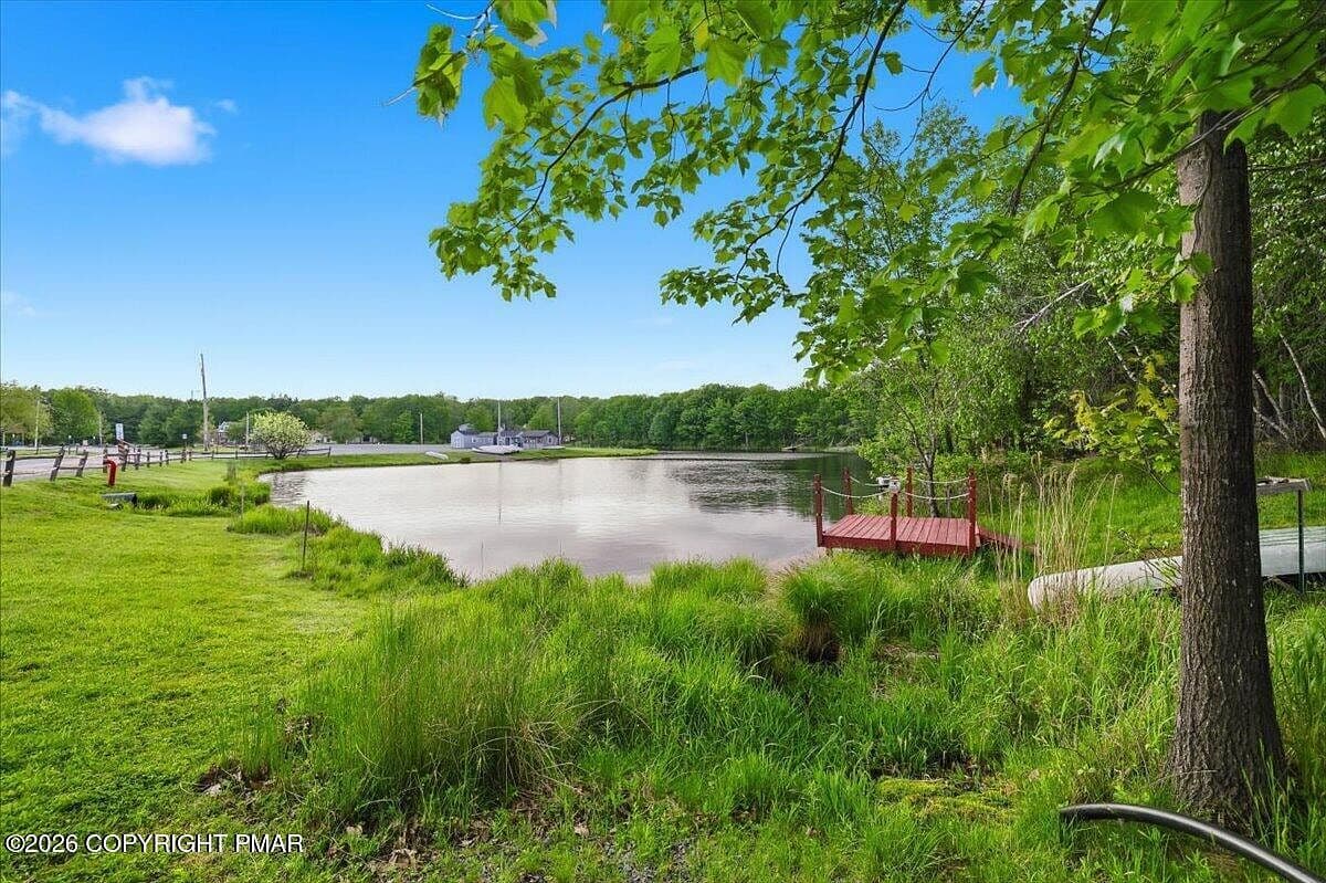 204 Trout Creek Dr - Image 3