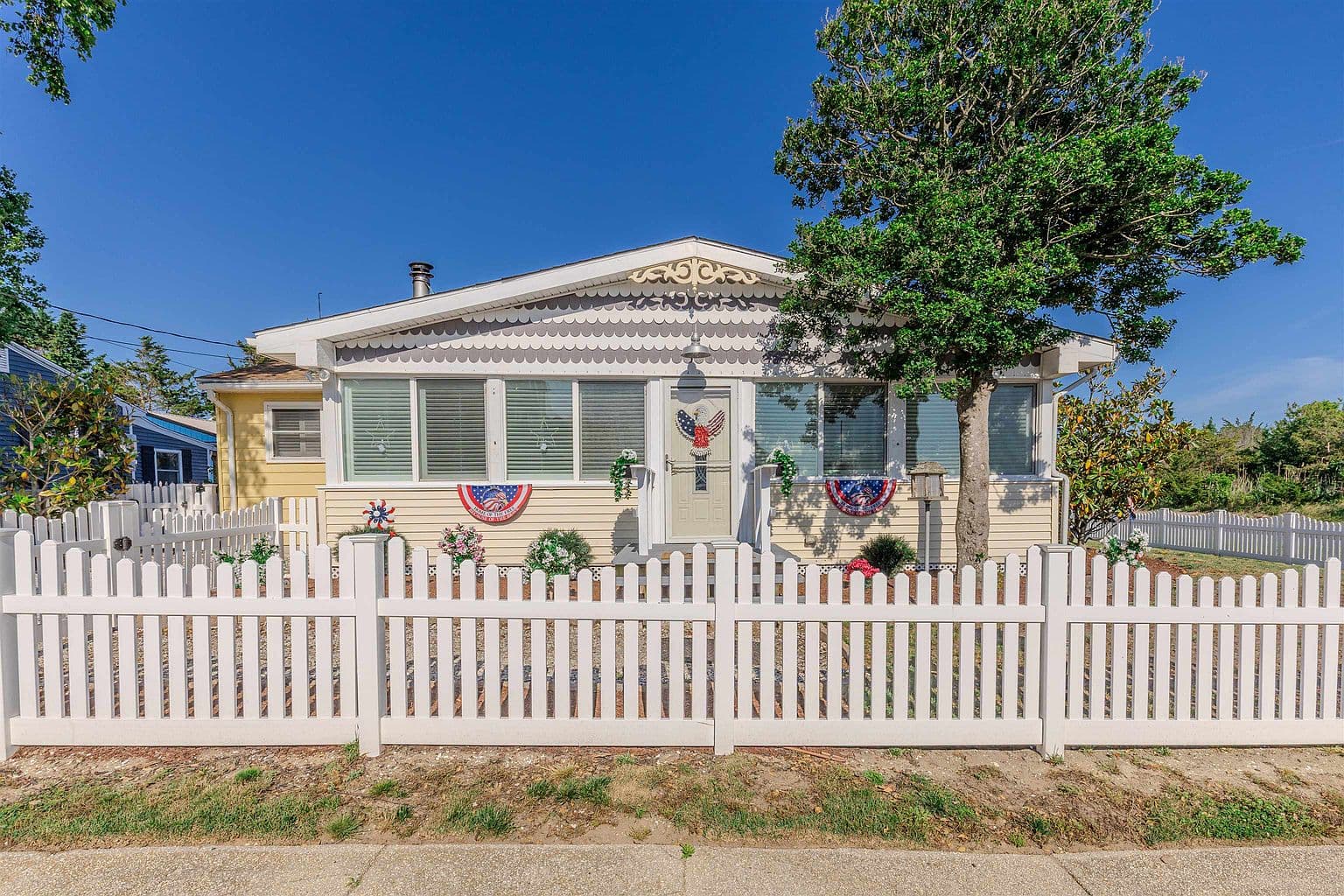 721 Atlantic Ave N - Image 2