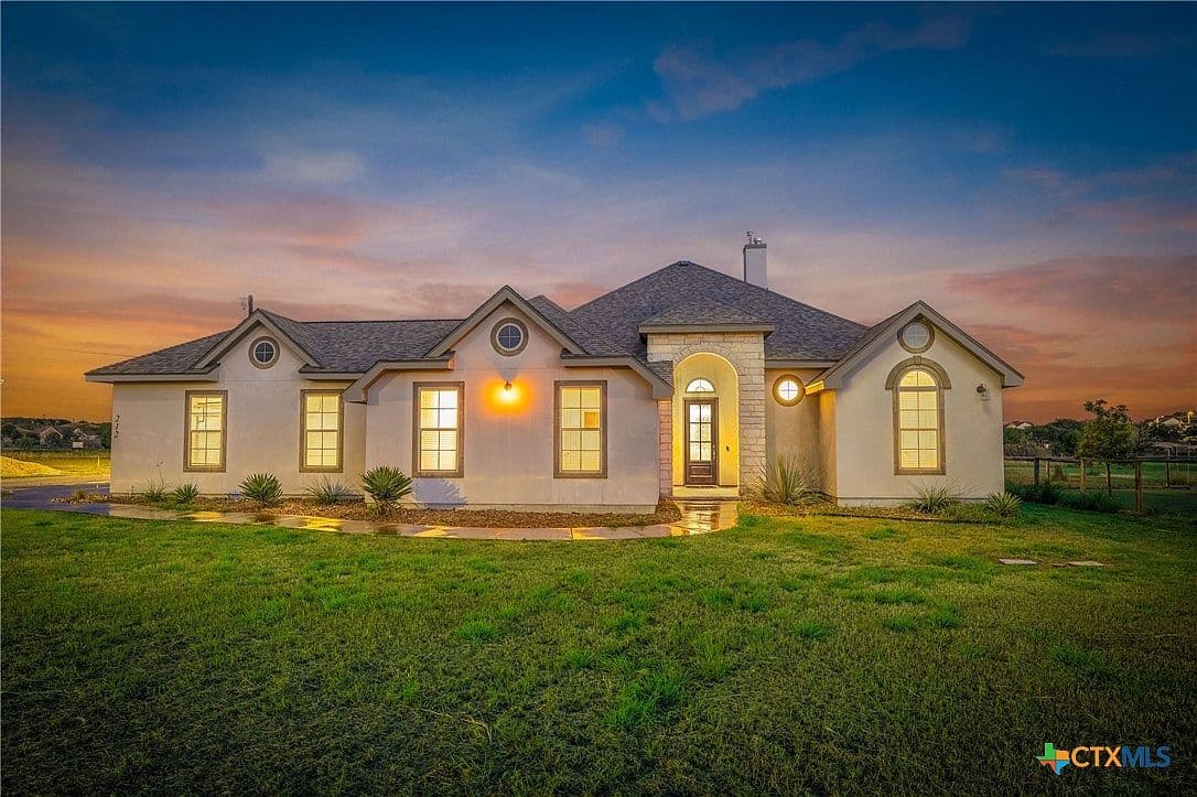 212 Ferryboat Ln — photo 2