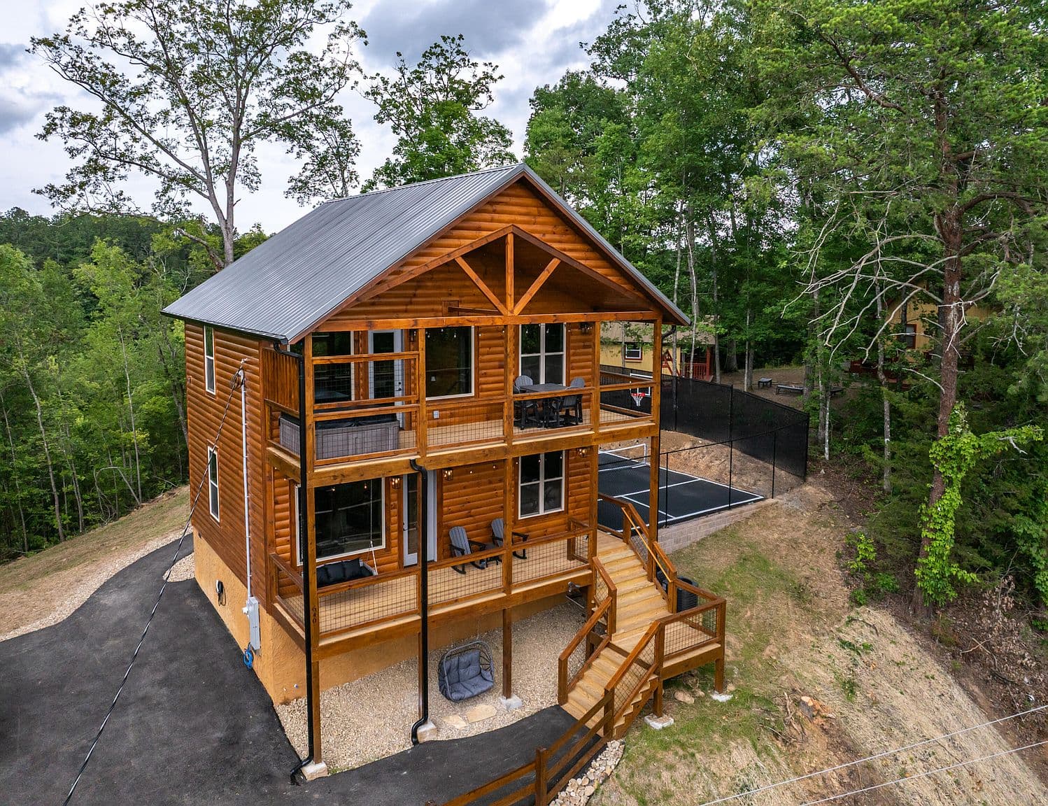 640 Sunrise Blvd - Image 2