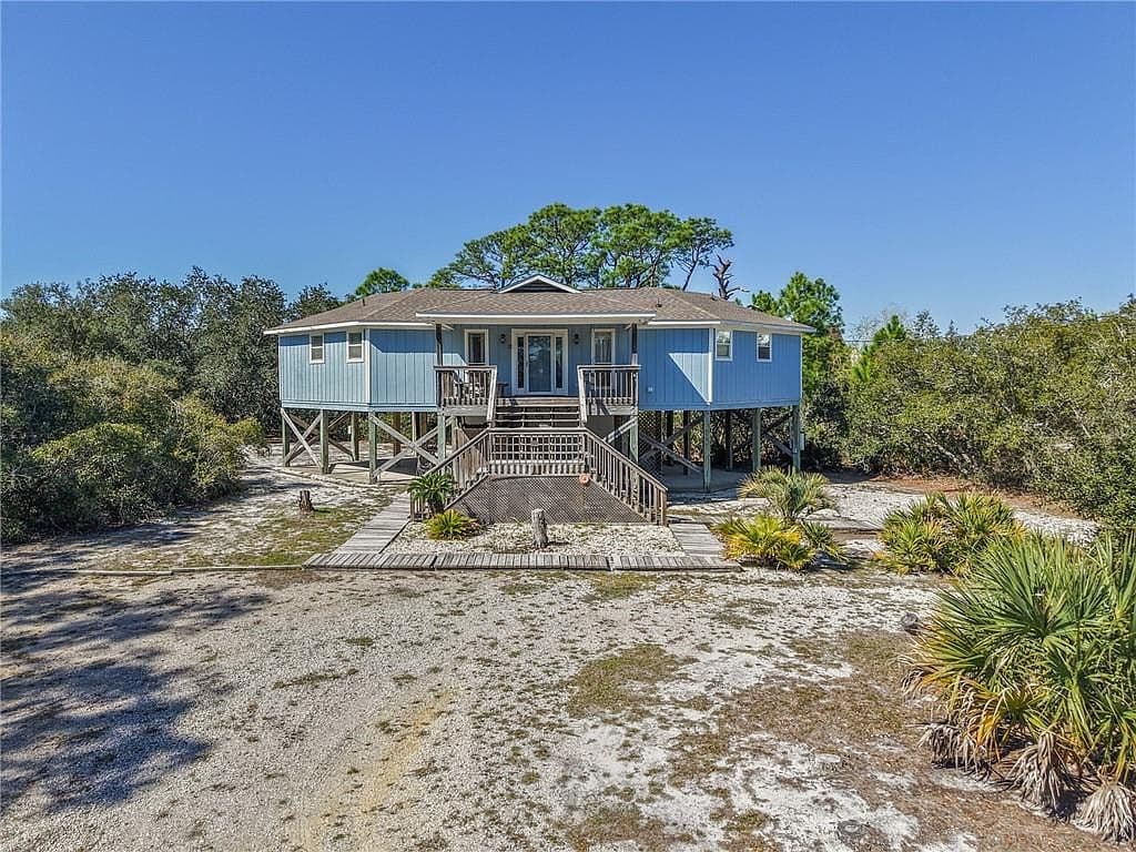 701 Cabana Beach Rd