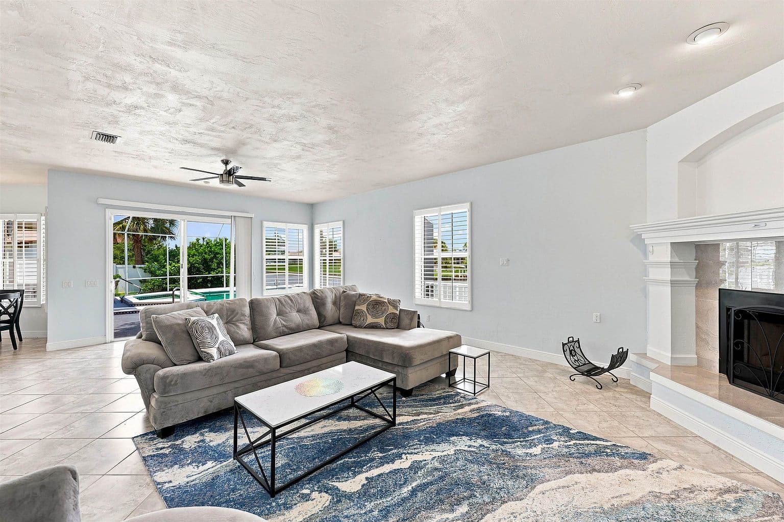 76 Club House Dr — photo 6