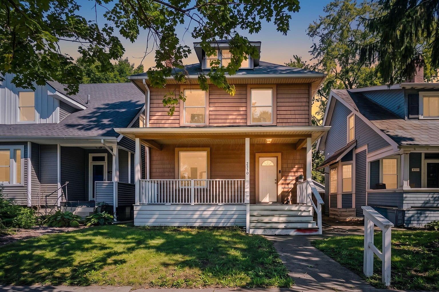 2380 Indiana Ave - Image 2