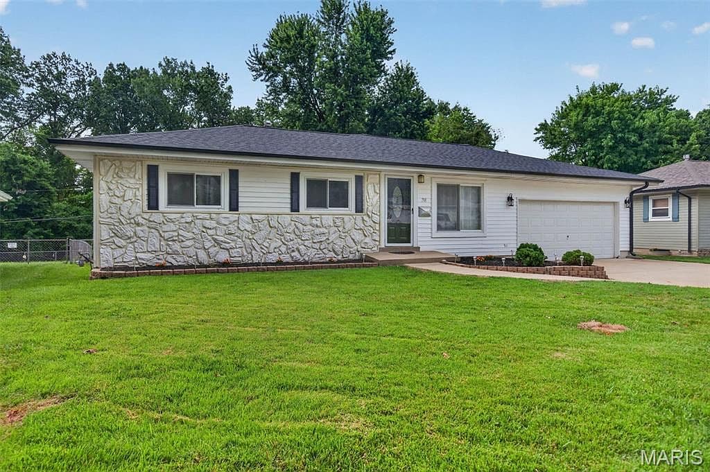 38 Country Life Dr - Image 3