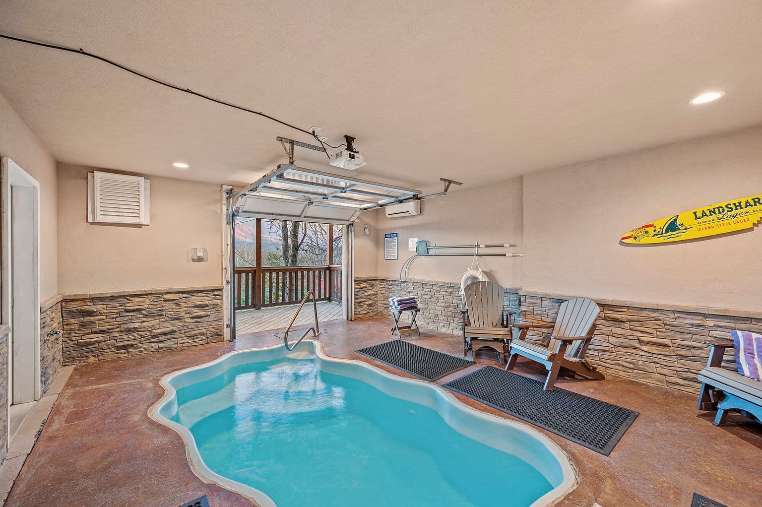 2136 E View Dr - Image 3