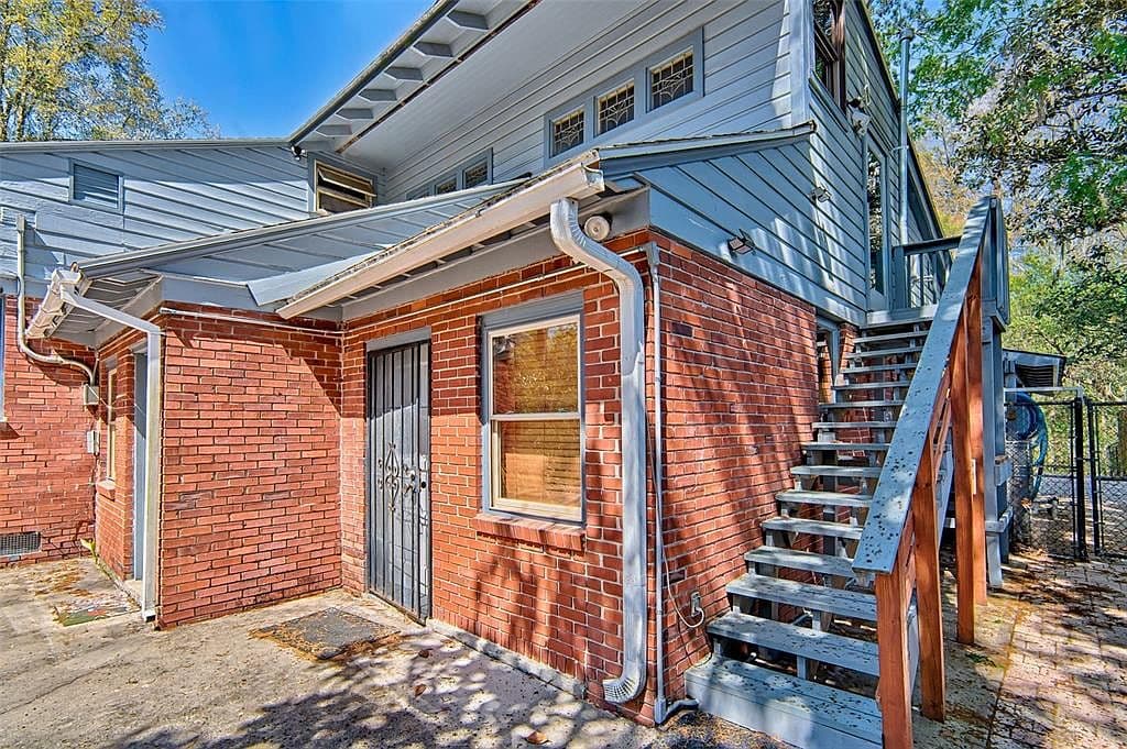 1636 Nw 8th Ave - Image 3
