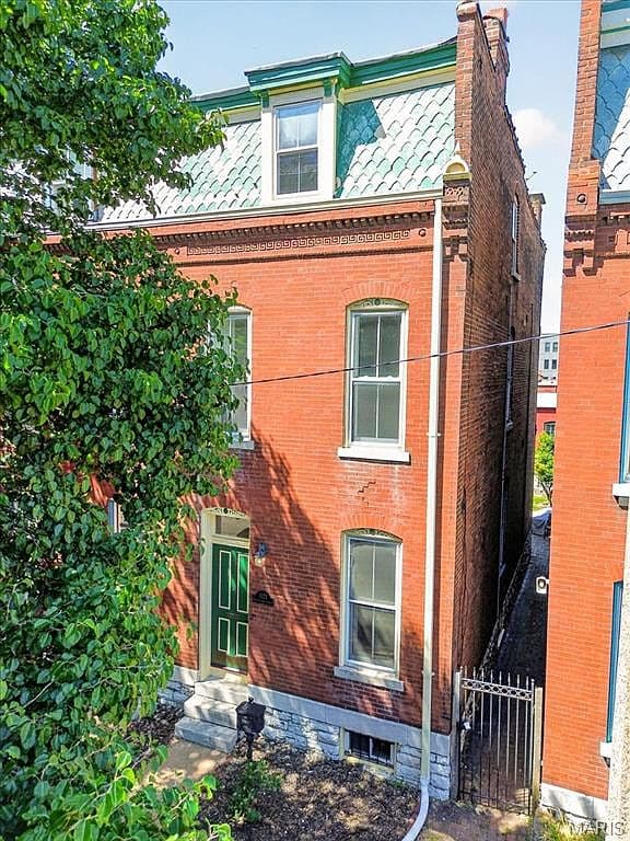 1323 Shenandoah Ave - Image 3