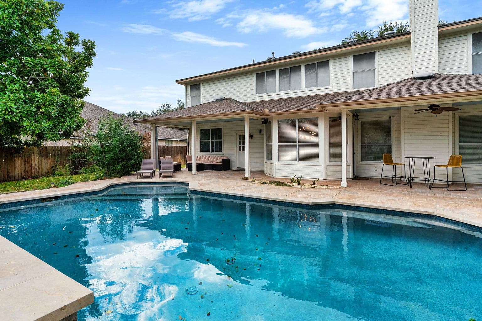 807 Clarence Bohls Ln