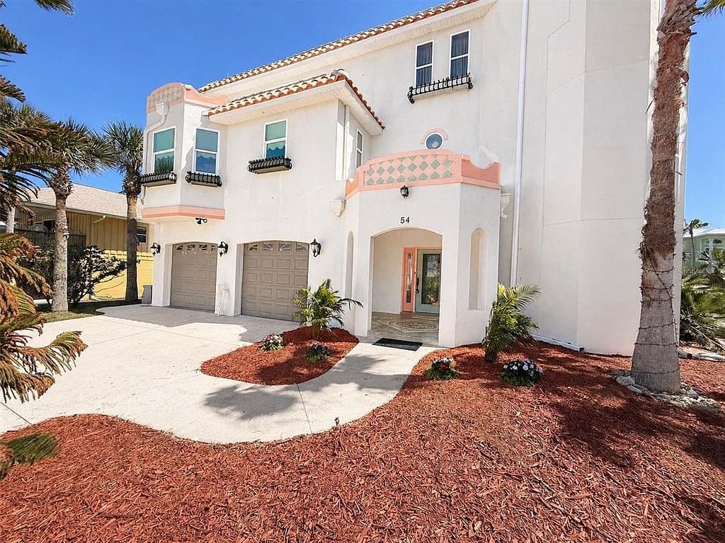 54 Ocean St