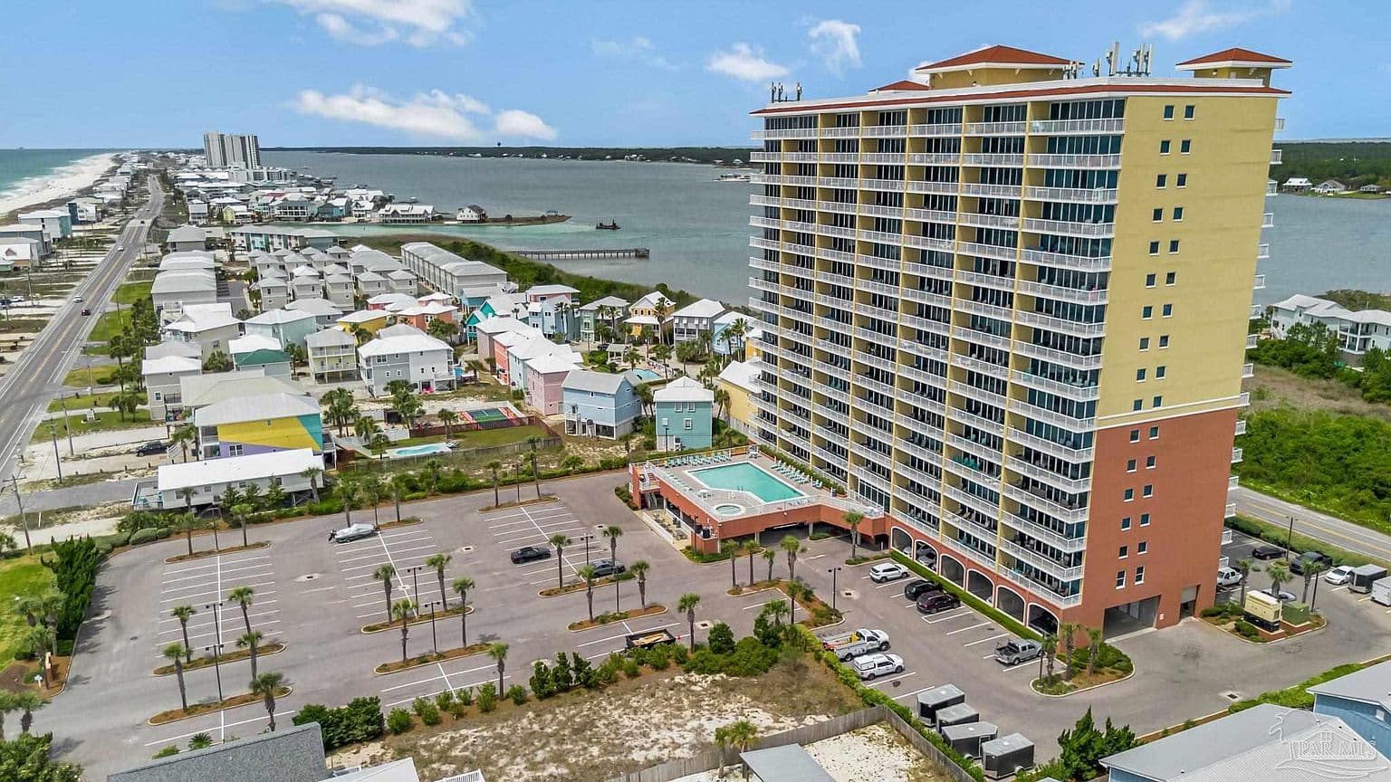 1524 W Beach Blvd Apt 202
