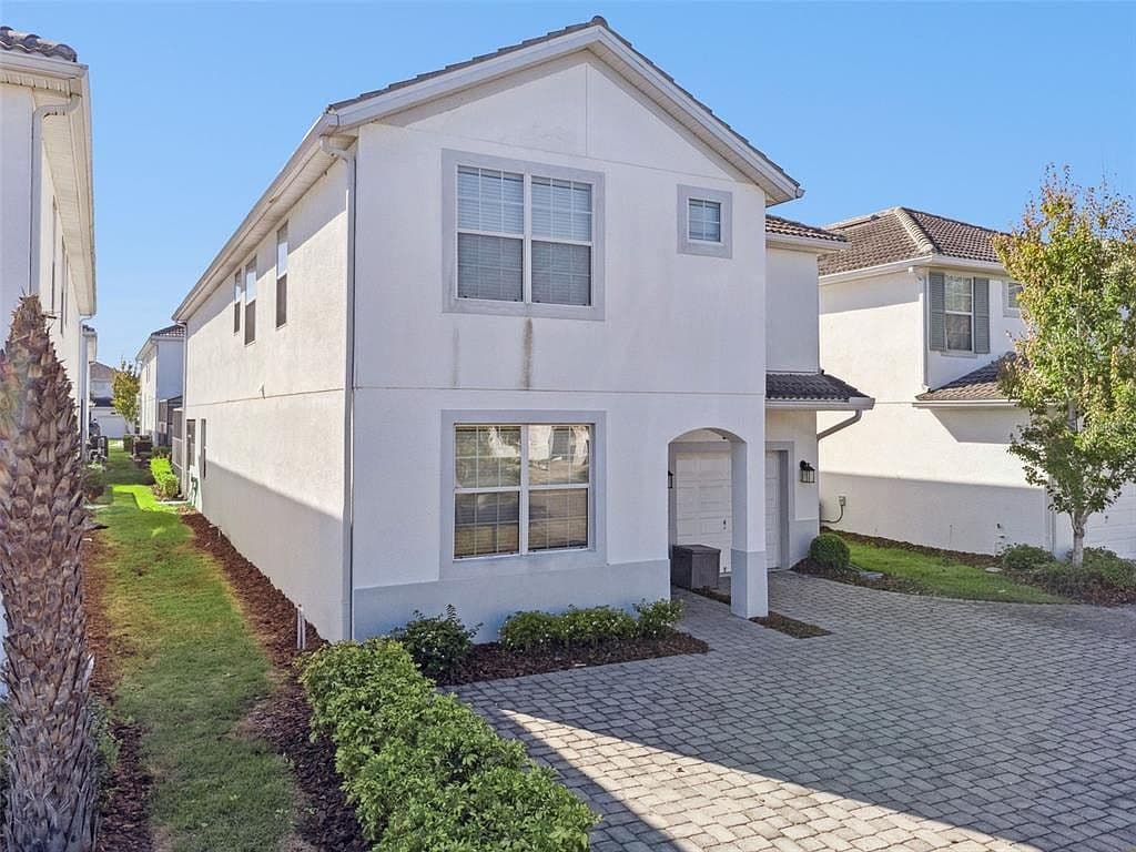 4730 Sleepy Hollow Dr - Image 3