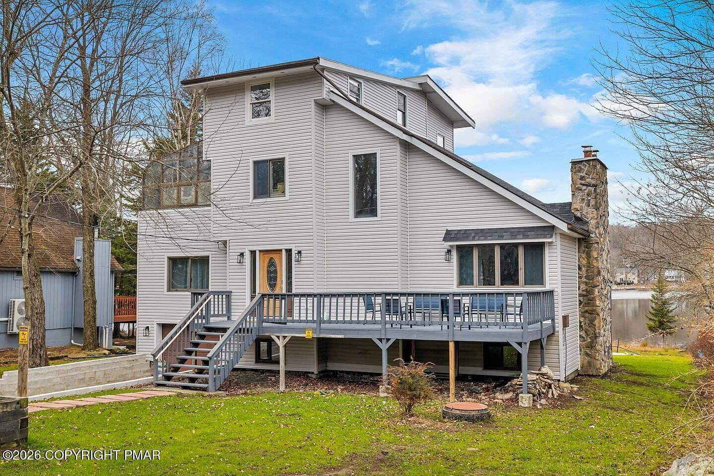 1441 Waterfront Dr - Image 3