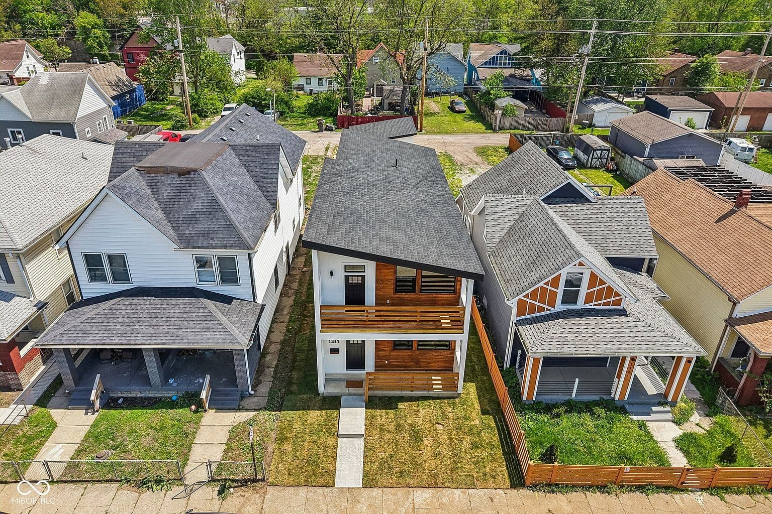 1317 Union St - Image 2