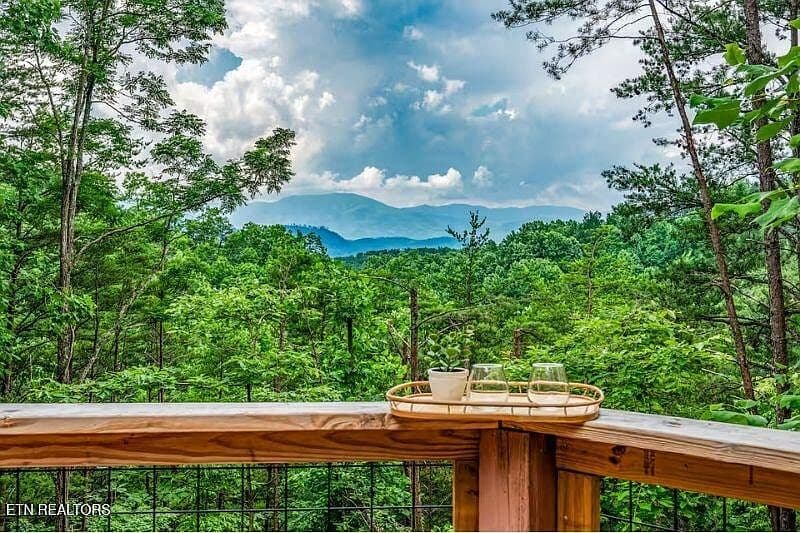 712 Octagon Dr - Image 2