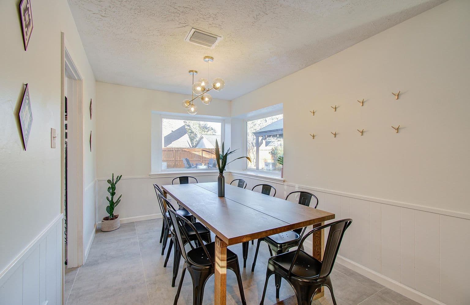 9614 Springmont Dr - Image 3