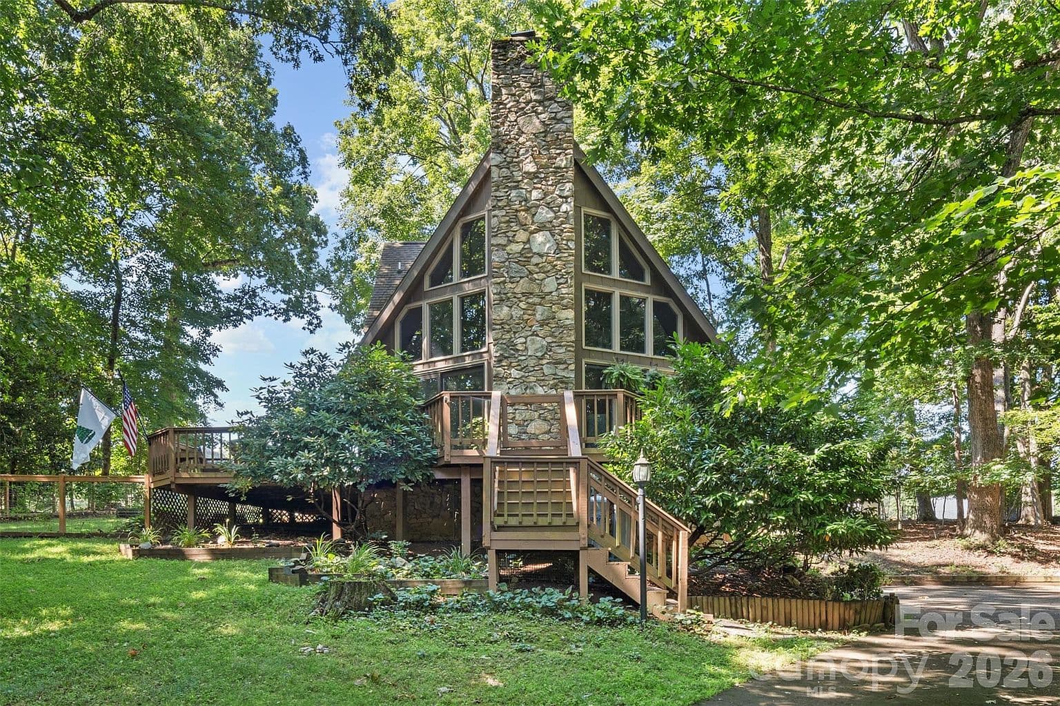 55 Overlook Dr