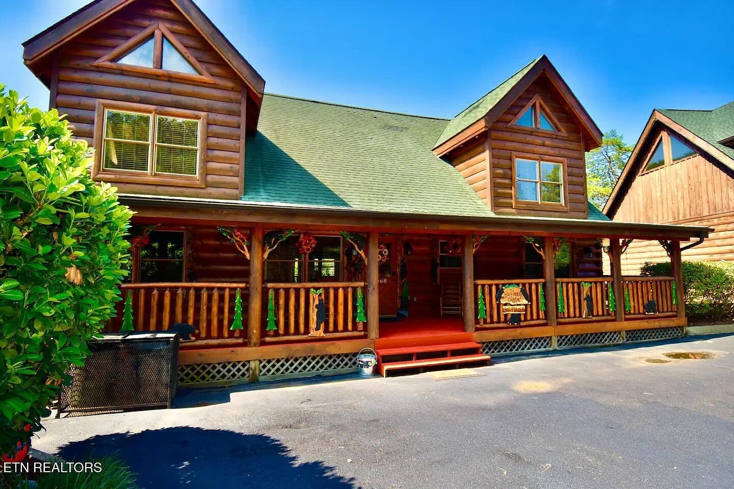 2068 Bear Haven Way
