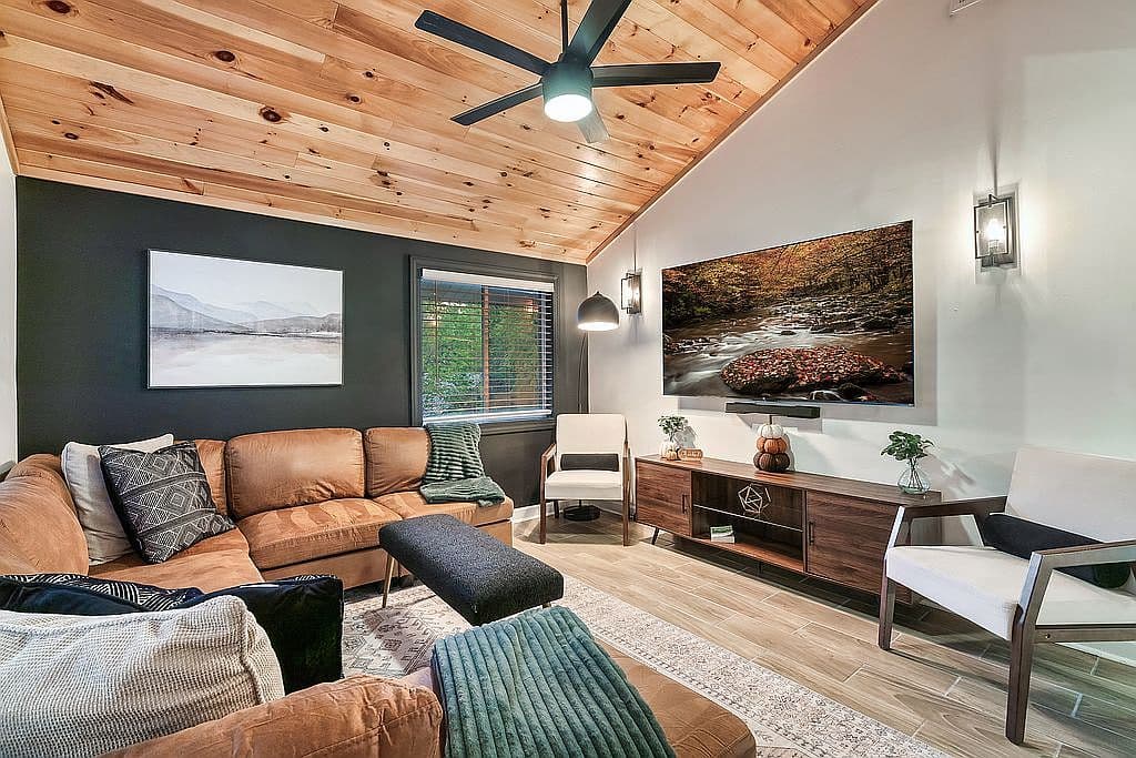 372 Indian Knob Cir - Image 3