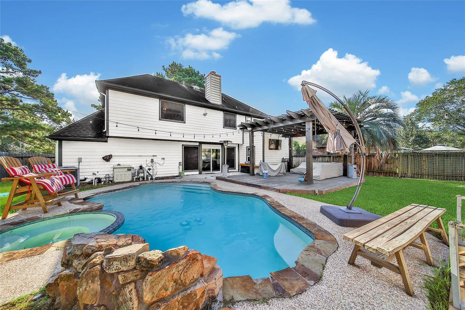 21407 Deerhaven Dr