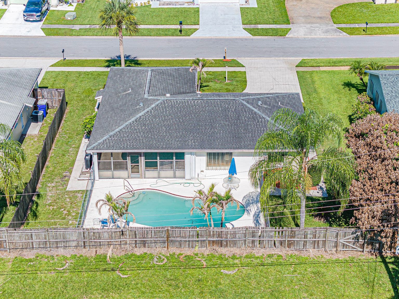 660 26th Court - Image 3
