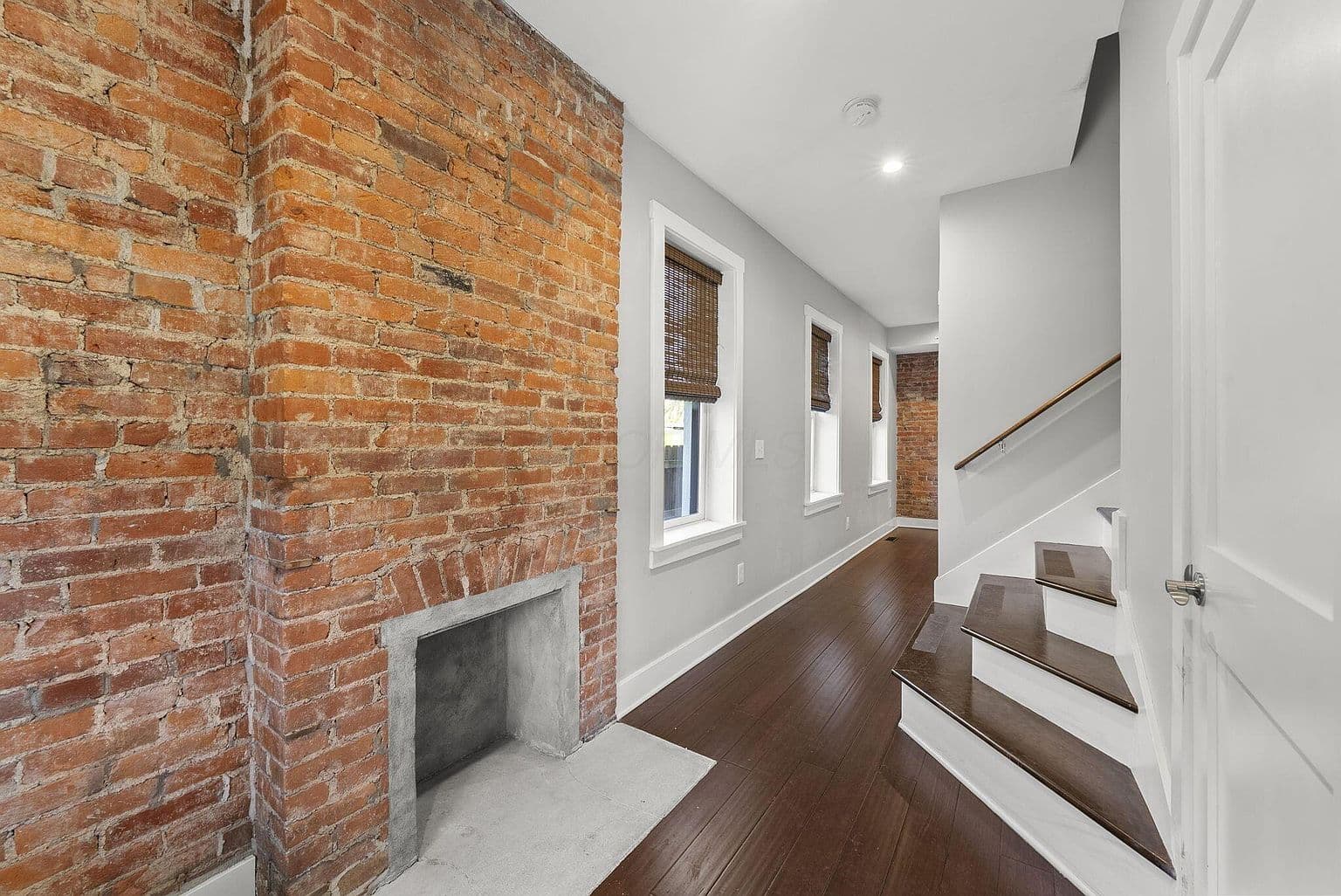 192 E 2nd Ave - Image 3