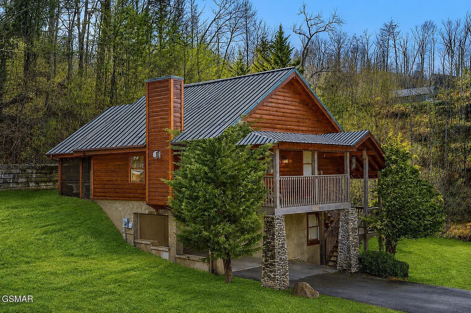 457 Hilltop Rd