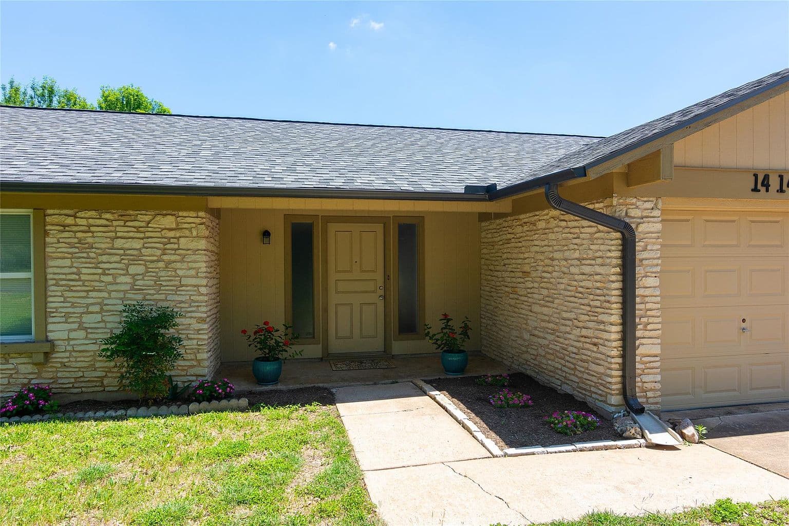 1414 Shenandoah Dr - Image 3
