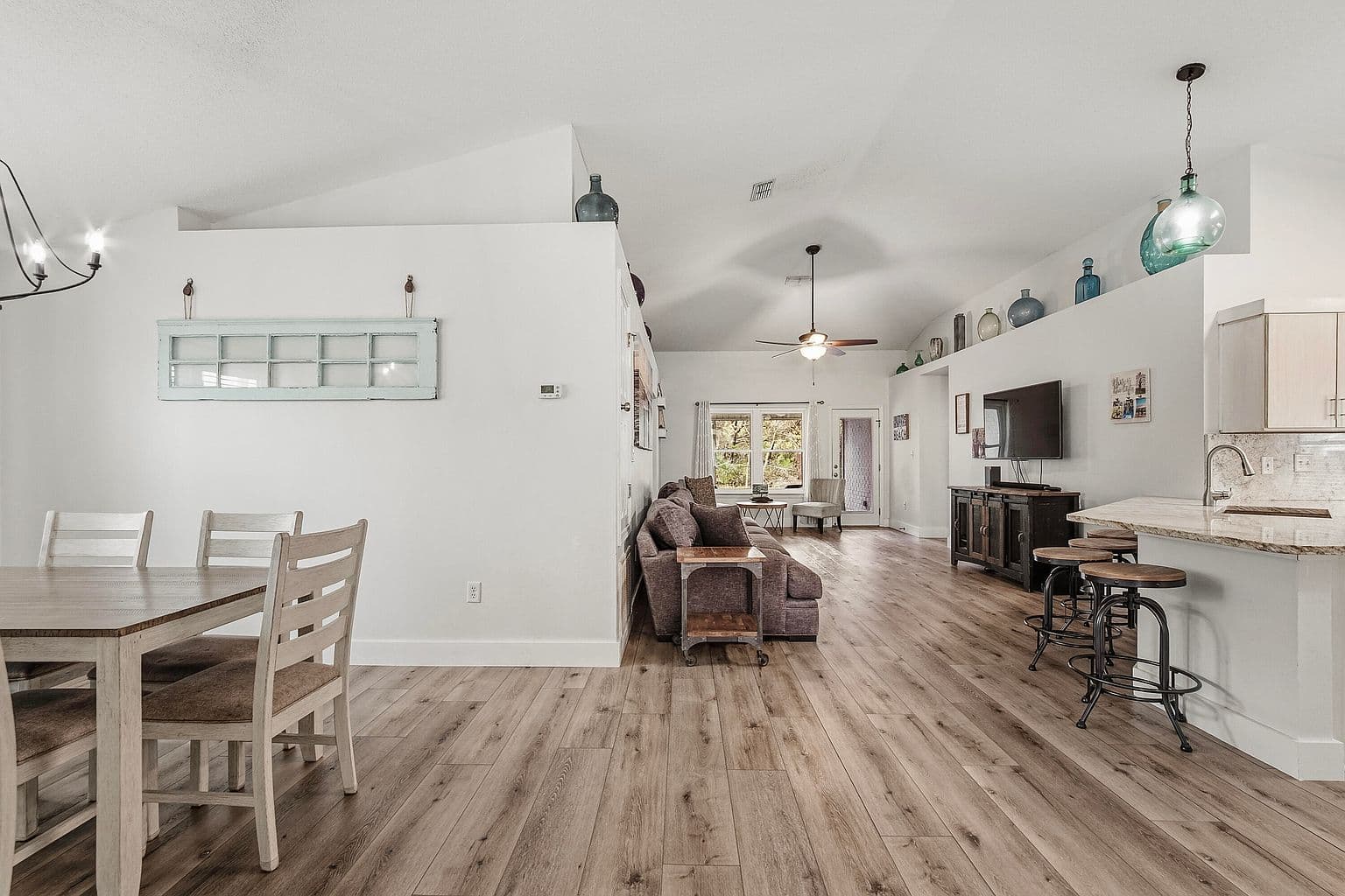 475 Sandy Cay Dr - Image 3