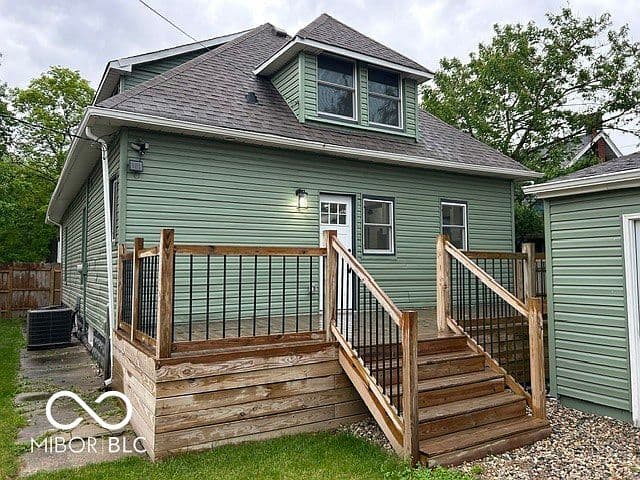 1542 S Alabama St - Image 3