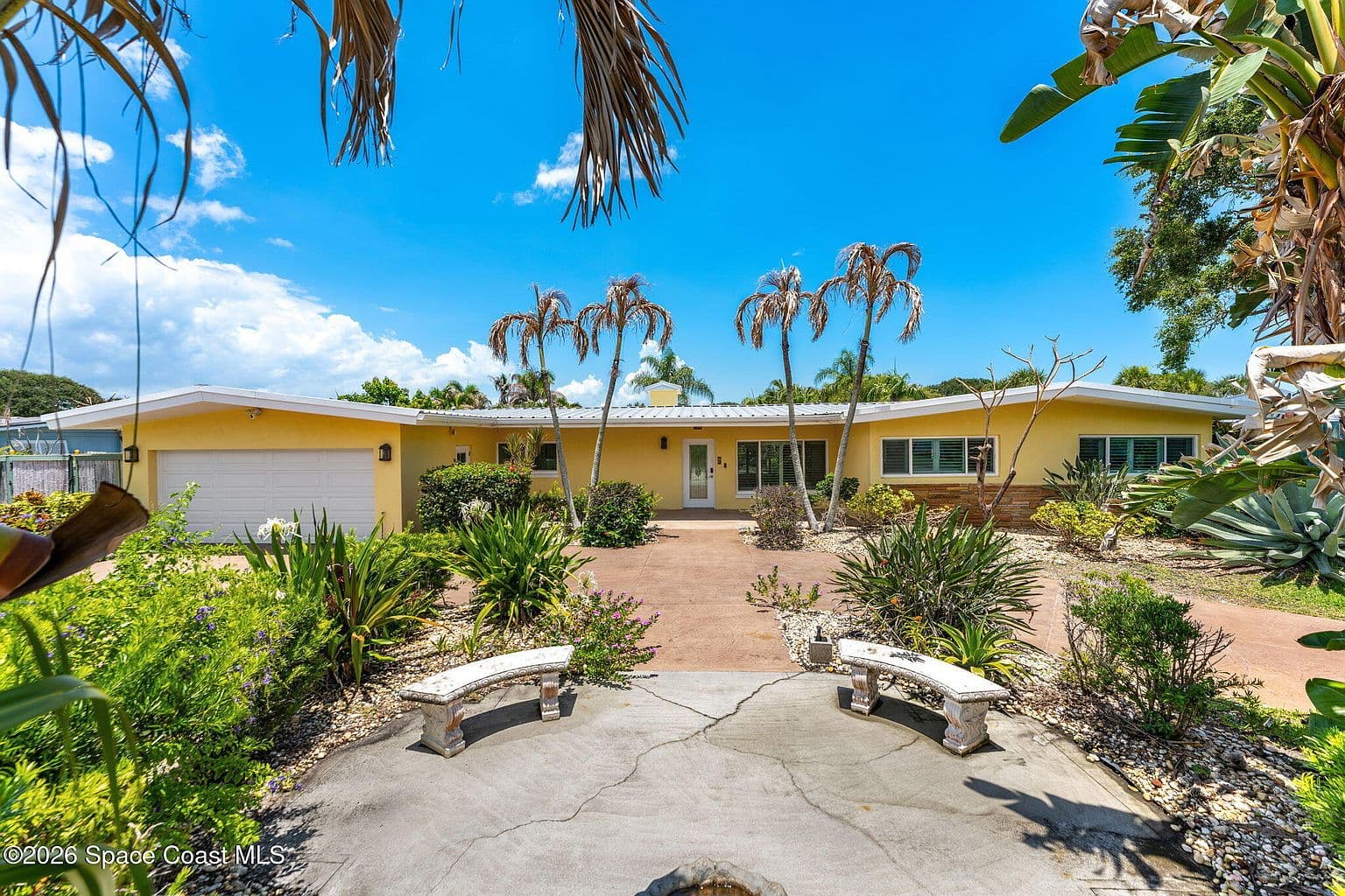 3 W West Point Dr