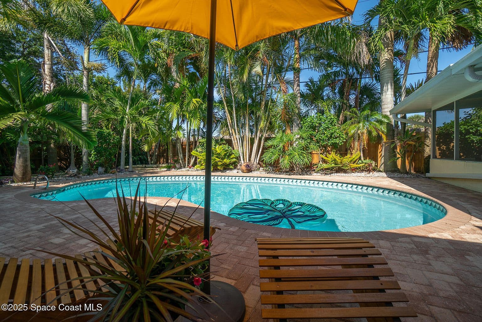 305 Wimico Dr — photo 2