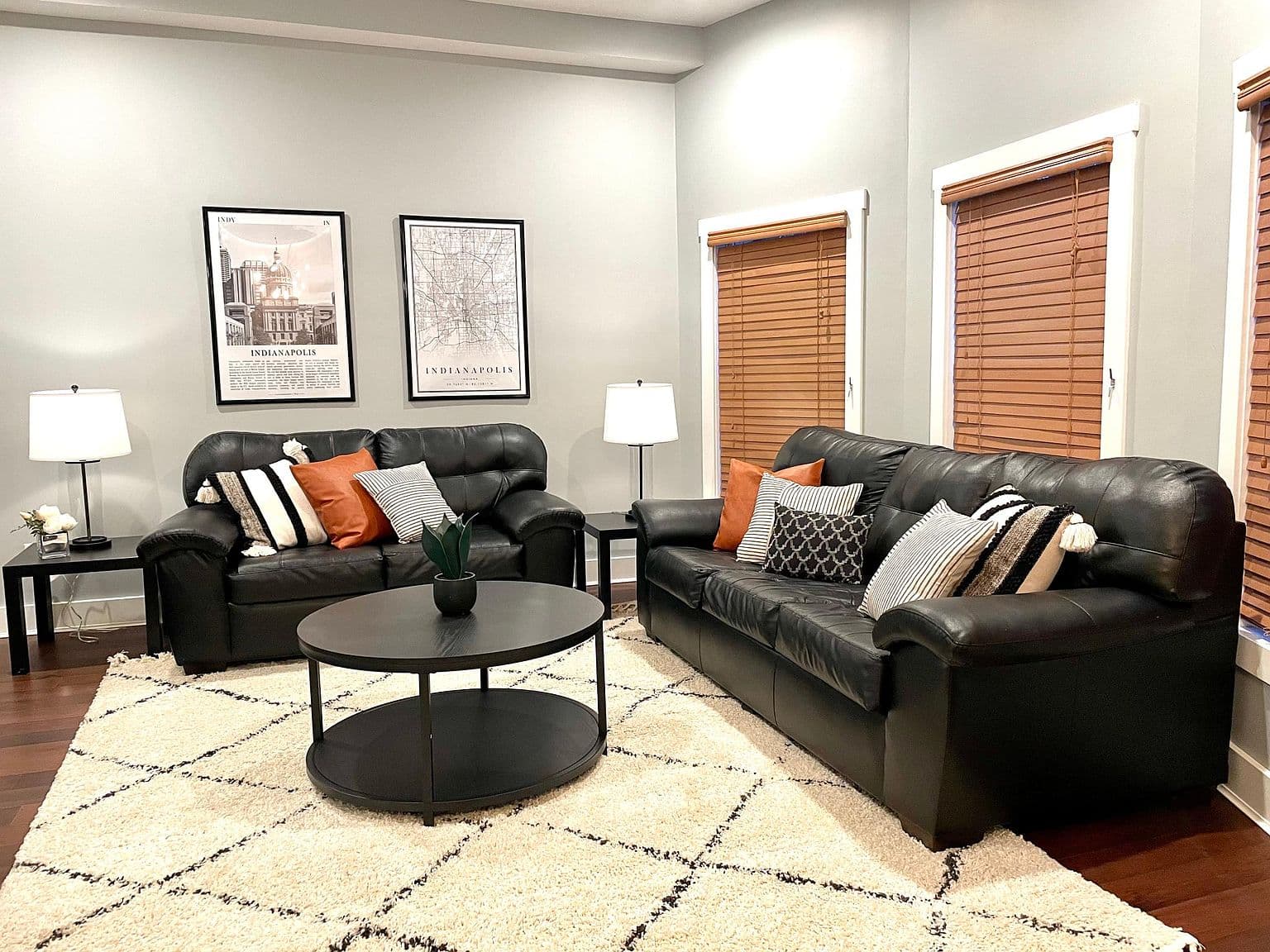 1025 Dawson St - Image 2