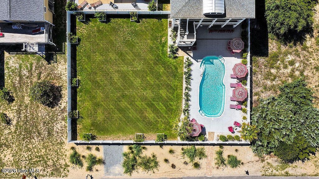 126 W Beach Drive — photo 5