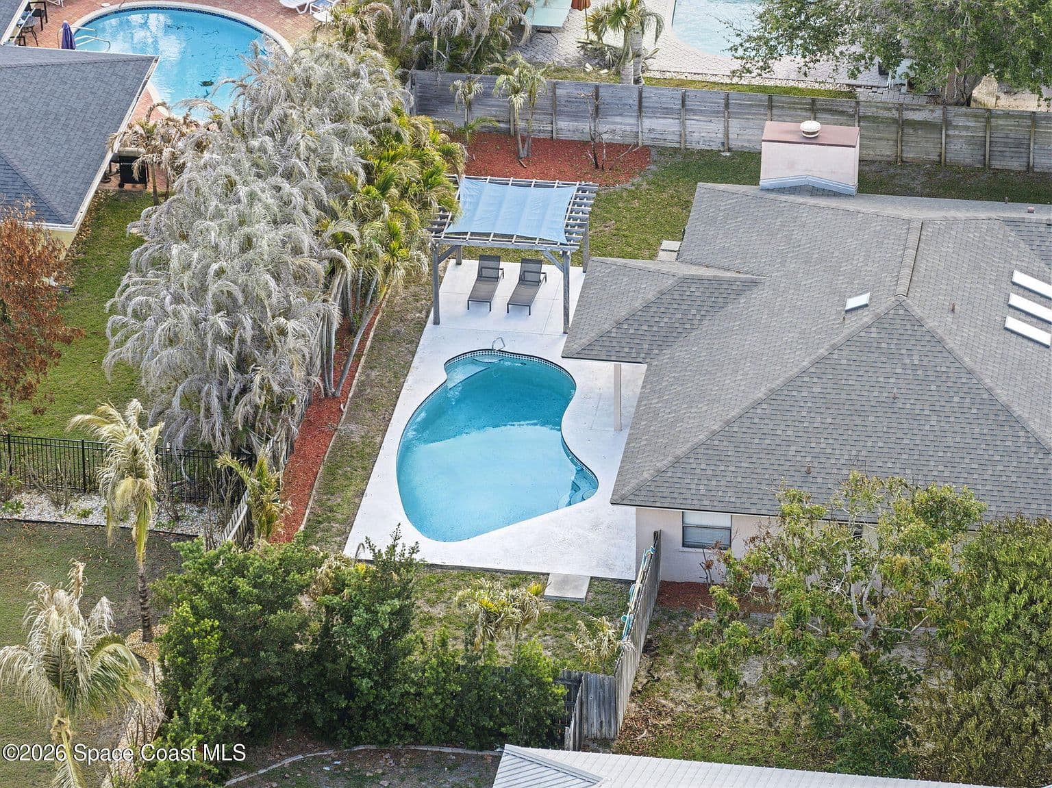 206 Fir Ave - Image 2