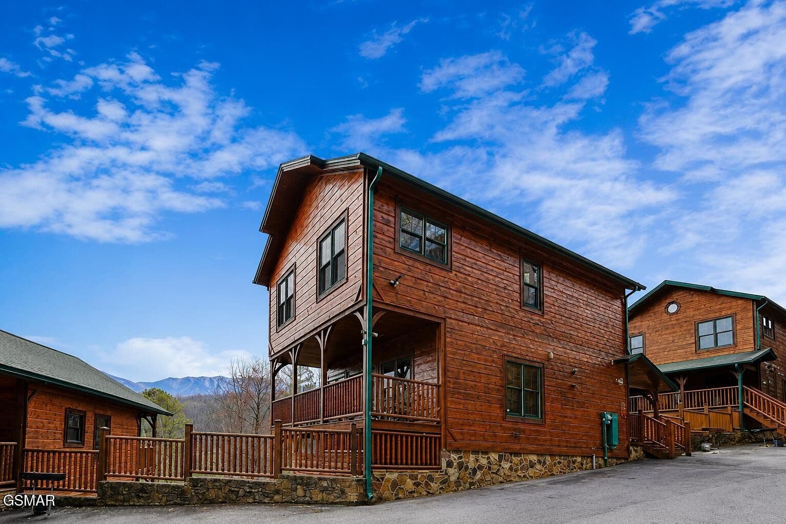 832 Resort Way - Image 3